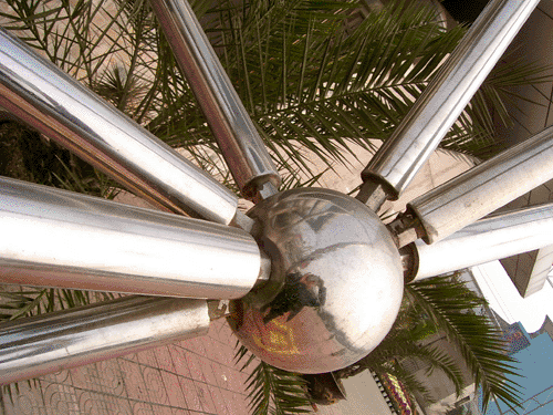 巴彦淖尔不锈钢螺栓球网架